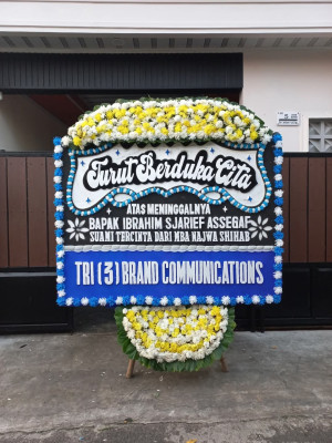 Papan Bunga Duka di Kelumpang Hilir